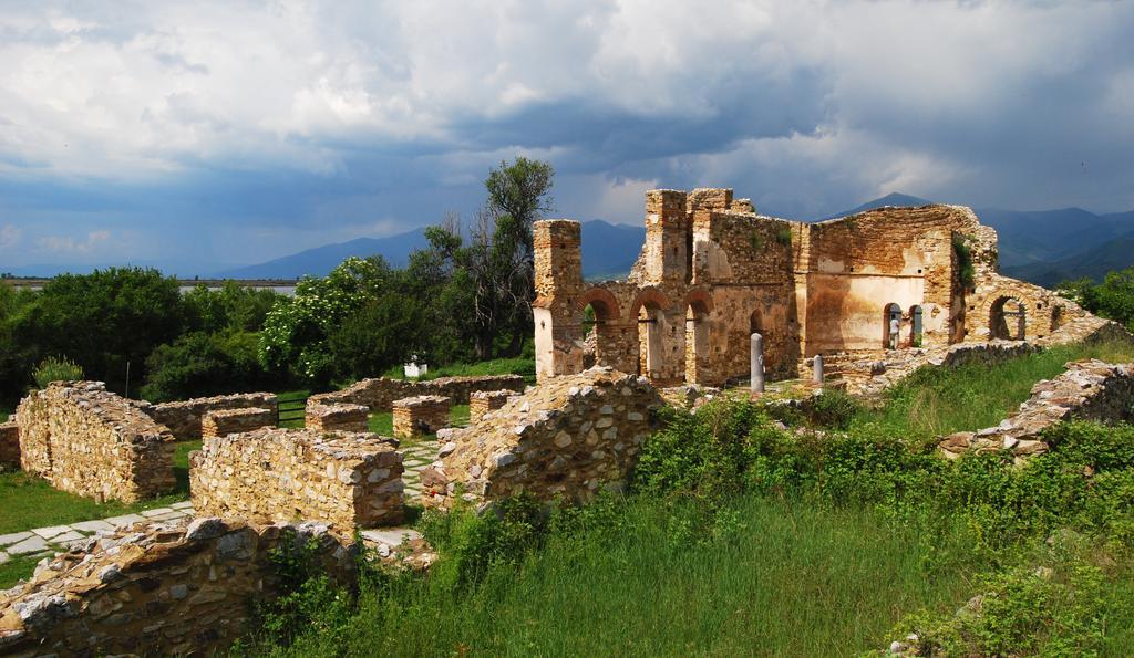 Varnous Hotel Agios Germanos Dış mekan fotoğraf